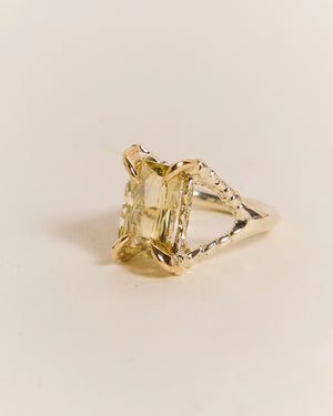 Yellow Sapphire Claws of Engagement - Resize to M  - £8,950